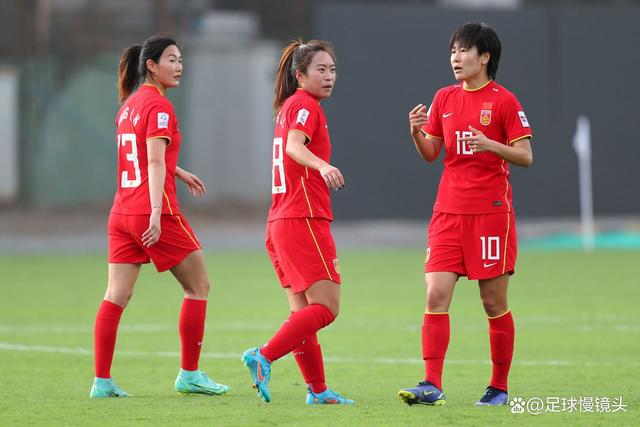 荷兰女足表现抢眼，闯入亚洲杯四强