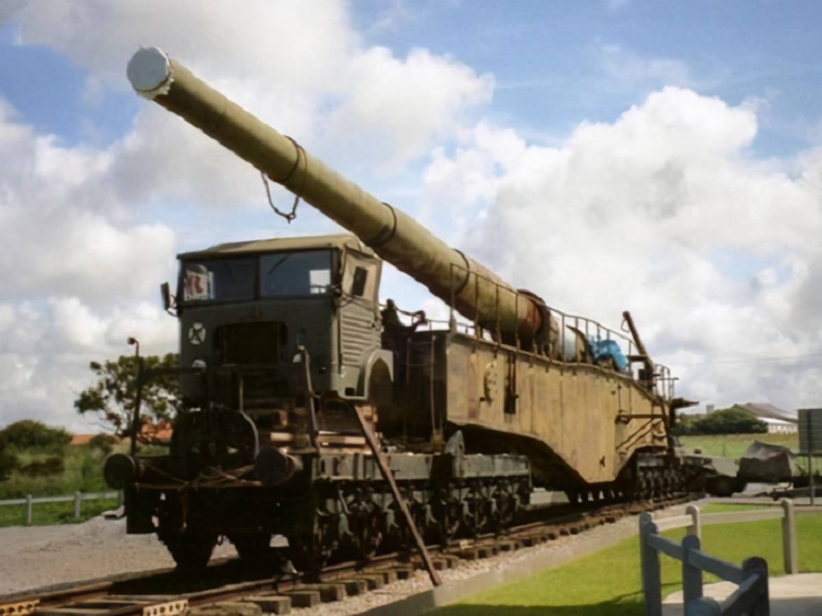 柏林联队千钧一发，成功反超对手