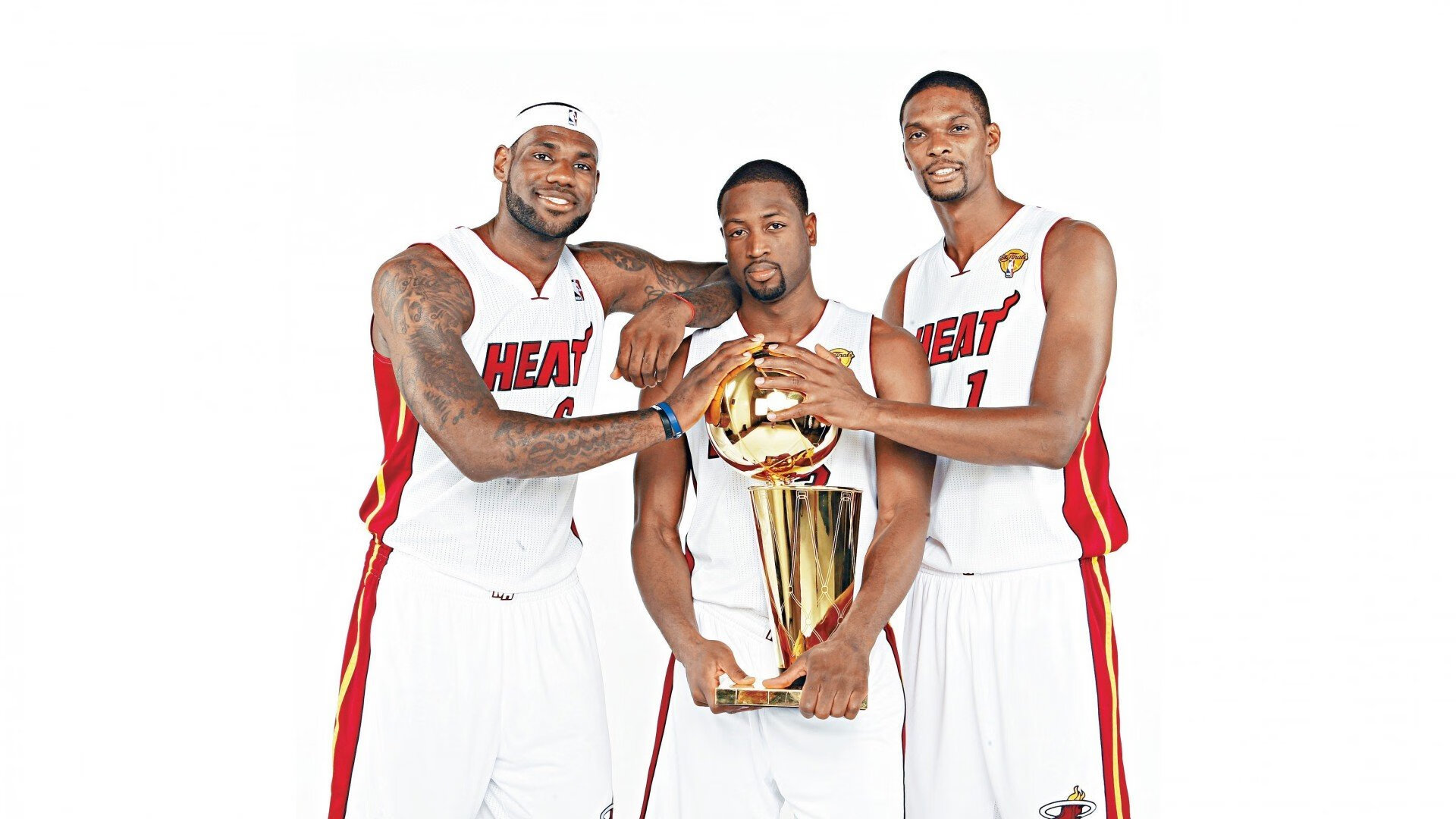 阿扎伦卡与90激战热火分钟，比赛局势复杂胜负难料！，内马尔焦点对战比赛高潮迭起